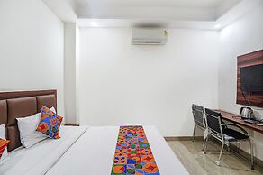 Fabhotel Golden Grand