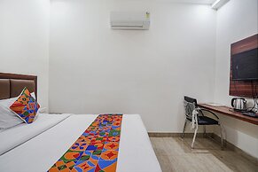 Fabhotel Golden Grand