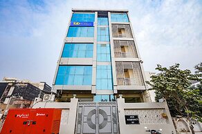 Fabhotel Ada Residency