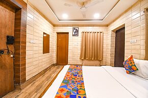 Fabexpress Golden Suites