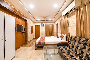 Fabexpress Golden Suites