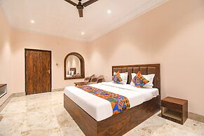 Fabexpress Golden Suites