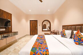 Fabexpress Golden Suites