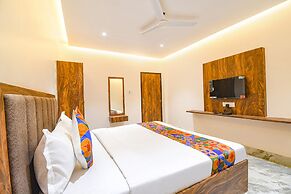 Fabexpress Golden Suites