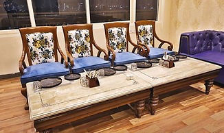 Fabhotel Prime Candle Wood