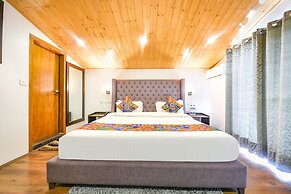 Fabhotel The Weekend Vibes