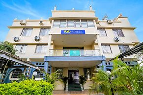 Fabhotel Green Valley I