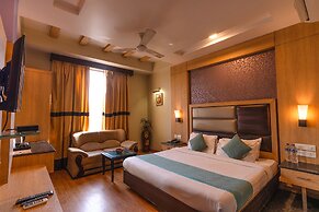 Fabhotel Prime Aroma Residency