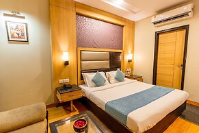 Fabhotel Prime Aroma Residency