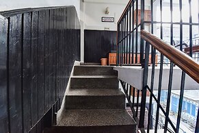 Fabhotel Park View I