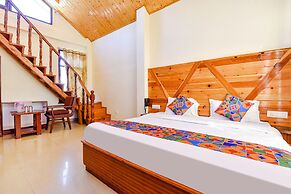 Fabhotel Mayra Grand