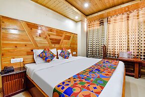 Fabhotel Mayra Grand