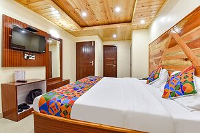 Fabhotel Mayra Grand