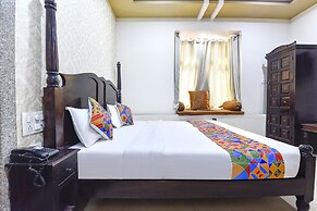 Fabhotel Harsh Palace