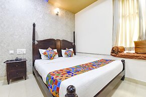 Fabhotel Harsh Palace