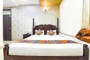 Fabhotel Harsh Palace