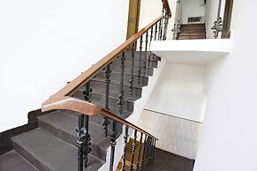 Fabexpress Devine Hospitality