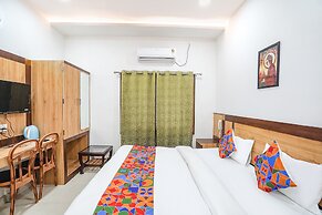 Fabexpress Vairagi Inn