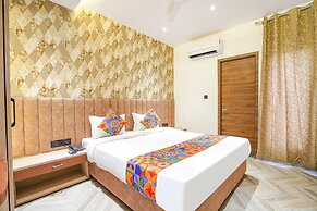 Fabhotel The Comfort Inn