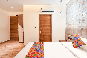 Fabhotel The Comfort Inn