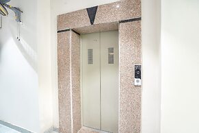 Fabhotel The Comfort Inn