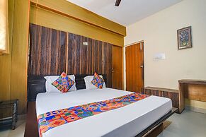 Fabhotel Maadhavam Residence