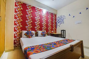 Fabhotel Maadhavam Residence