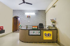 Fabhotel Maadhavam Residence