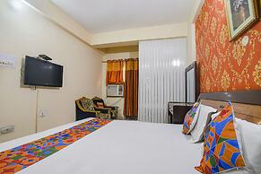 Fabhotel Maadhavam Residence
