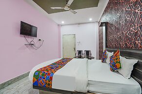 Fabhotel Deepak Palace