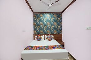 Fabhotel Deepak Palace
