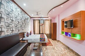 Fabhotel Deepak Palace