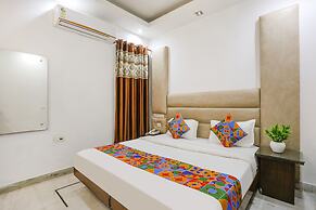 Fabhotel East Patel Nagar