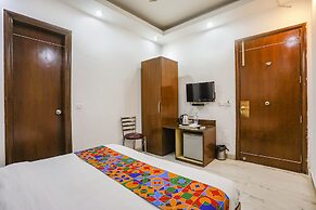 Fabhotel East Patel Nagar