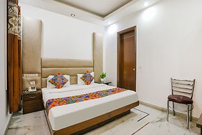 Fabhotel East Patel Nagar