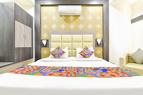 Fabhotel Golden Palms