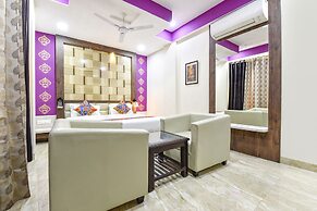 Fabhotel Golden Palms