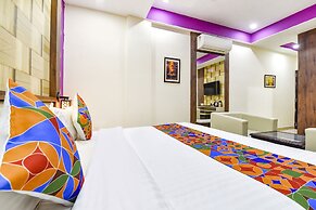 Fabhotel Golden Palms