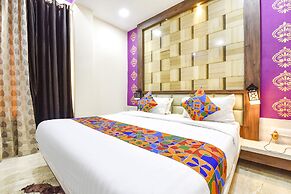 Fabhotel Golden Palms