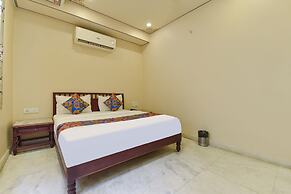 Fabhotel The Bayan Elegance