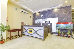 Fabhotel The Bayan Elegance