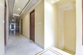 Fabhotel The Bayan Elegance