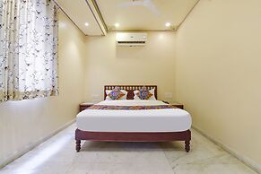 Fabhotel The Bayan Elegance