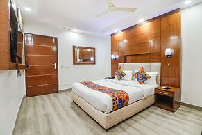 Fabhotel Dwarka Suites