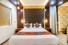 Fabhotel Dwarka Suites