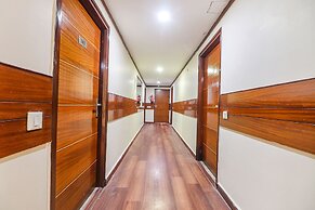 Fabhotel Dwarka Suites