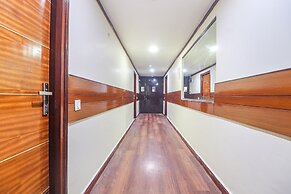 Fabhotel Dwarka Suites