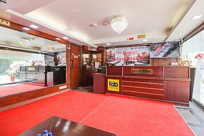 Fabhotel Dwarka Suites