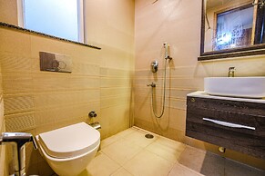 Fabhotel Royal Residency I