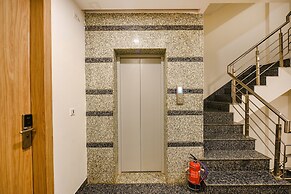 Fabhotel Royal Residency I